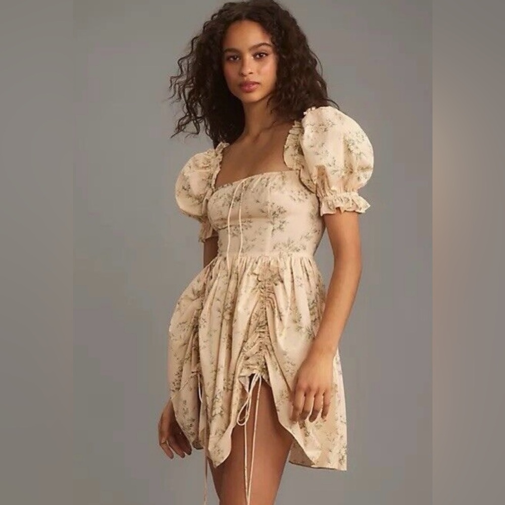 NWT Selkie puff sleeve villa romantics dress